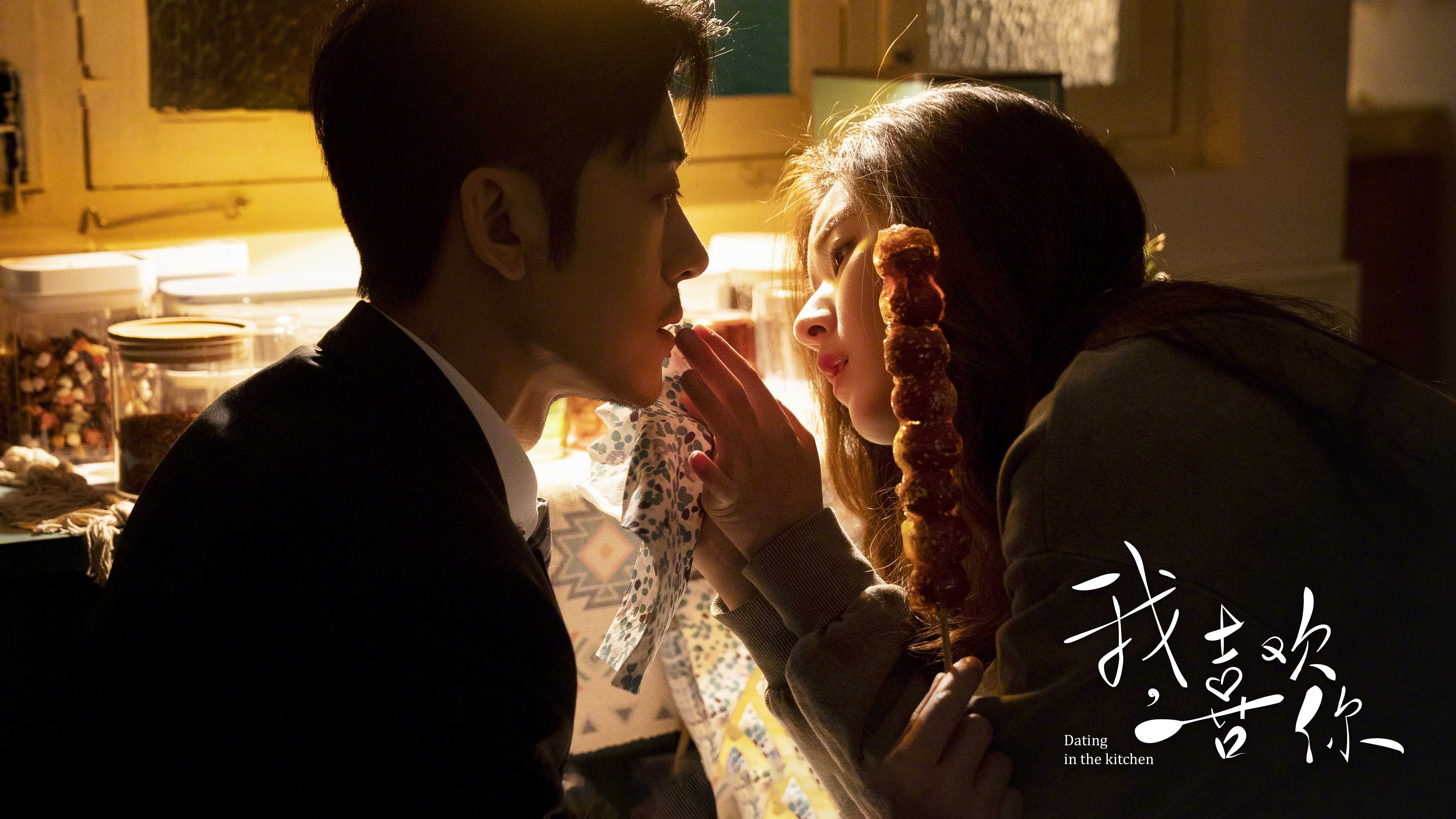 爱游戏官网-梅西带领巴黎豪夺11连胜，法甲霸主稳如泰山，梅西法国巴黎