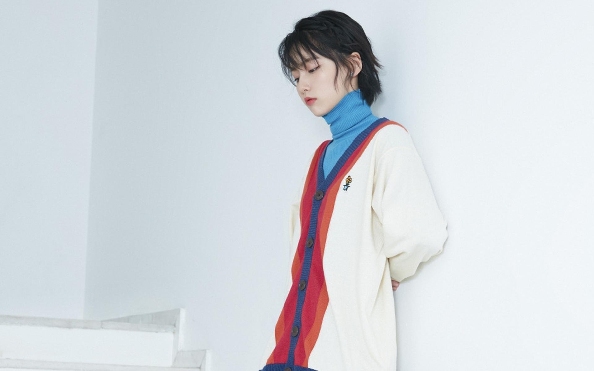 爱游戏官方-《伦纳德表现出色，带领球队拼搏至最后一刻》，伦纳德出场介绍