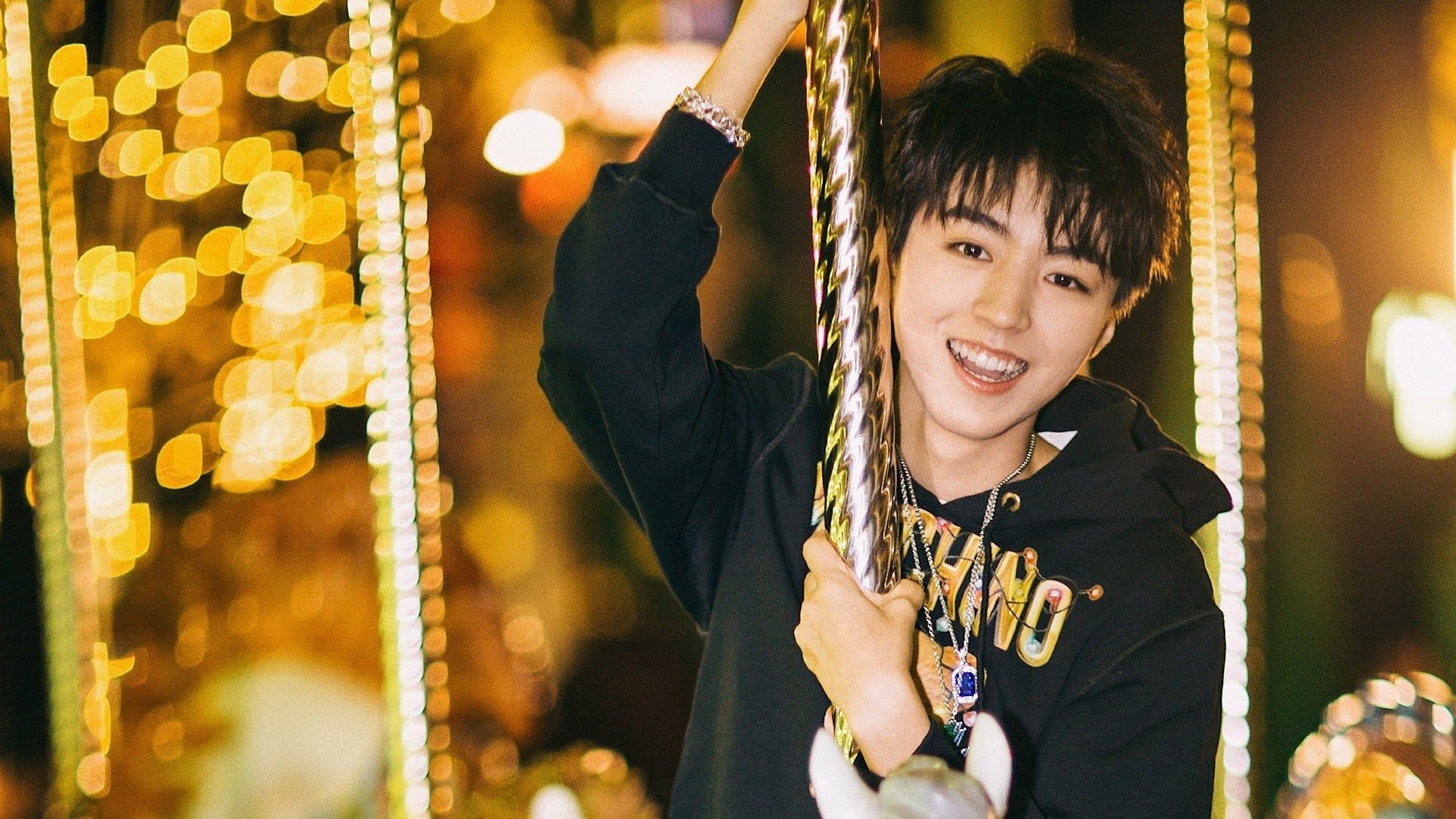 AYX官网-足球运动是否应加强青少年心理健康教育，足球运动对青少年的教育功能有哪些_