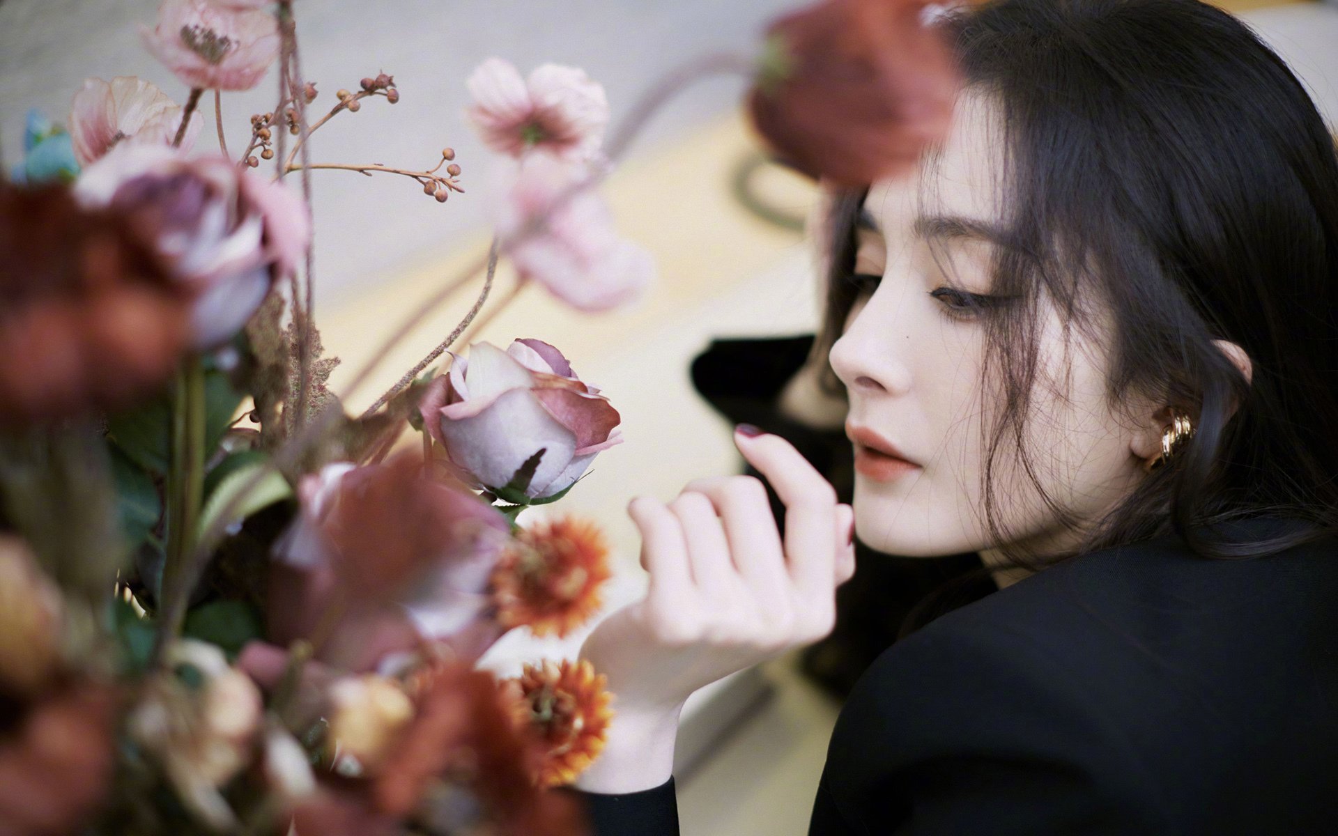 爱游戏体育（AYX）官方APP下载-国际足球明星参与全球环保行动，为青少年树立榜样，国际著名足球明星