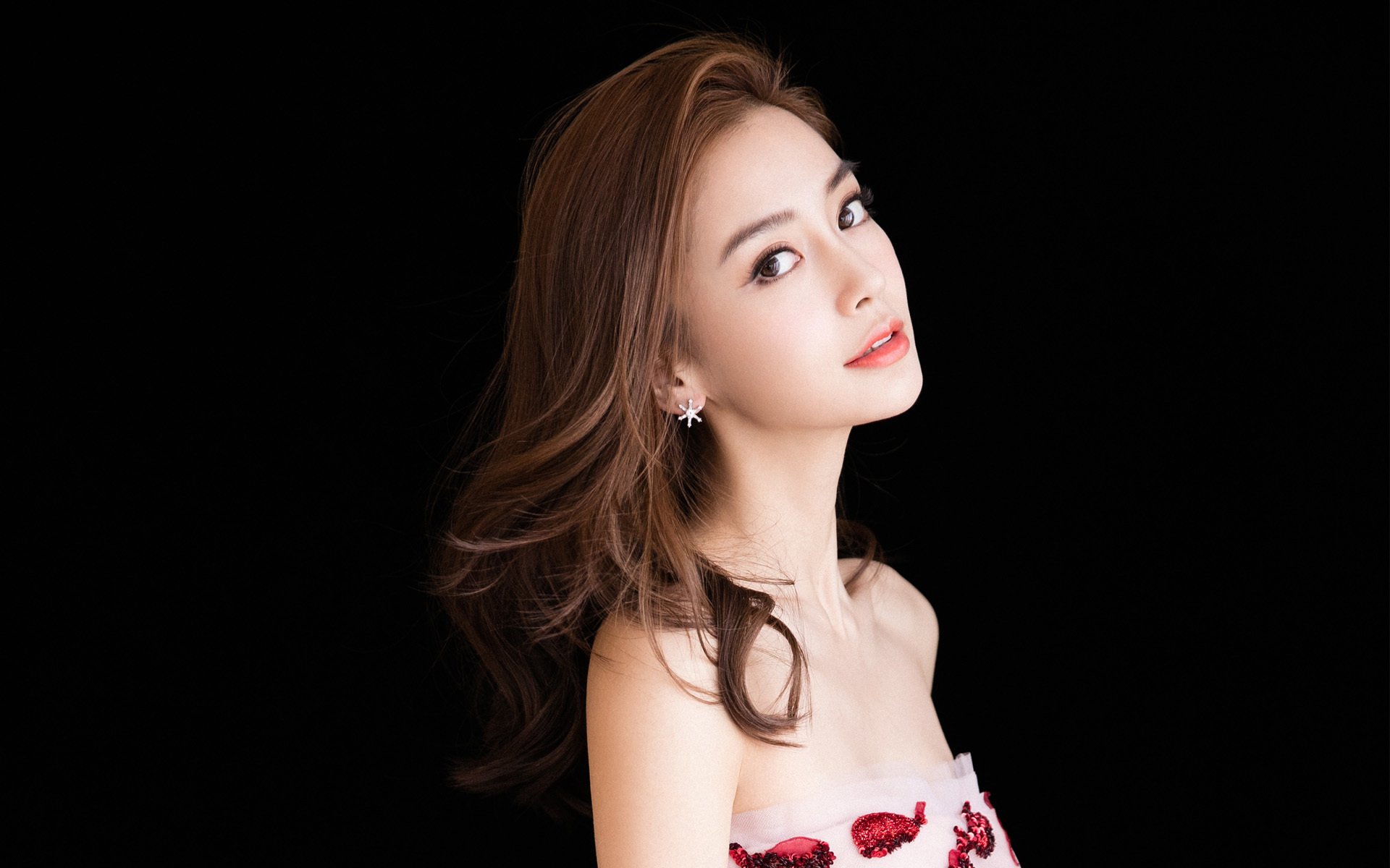 女子联赛推动差旅标准升级保障球员参赛舒适度