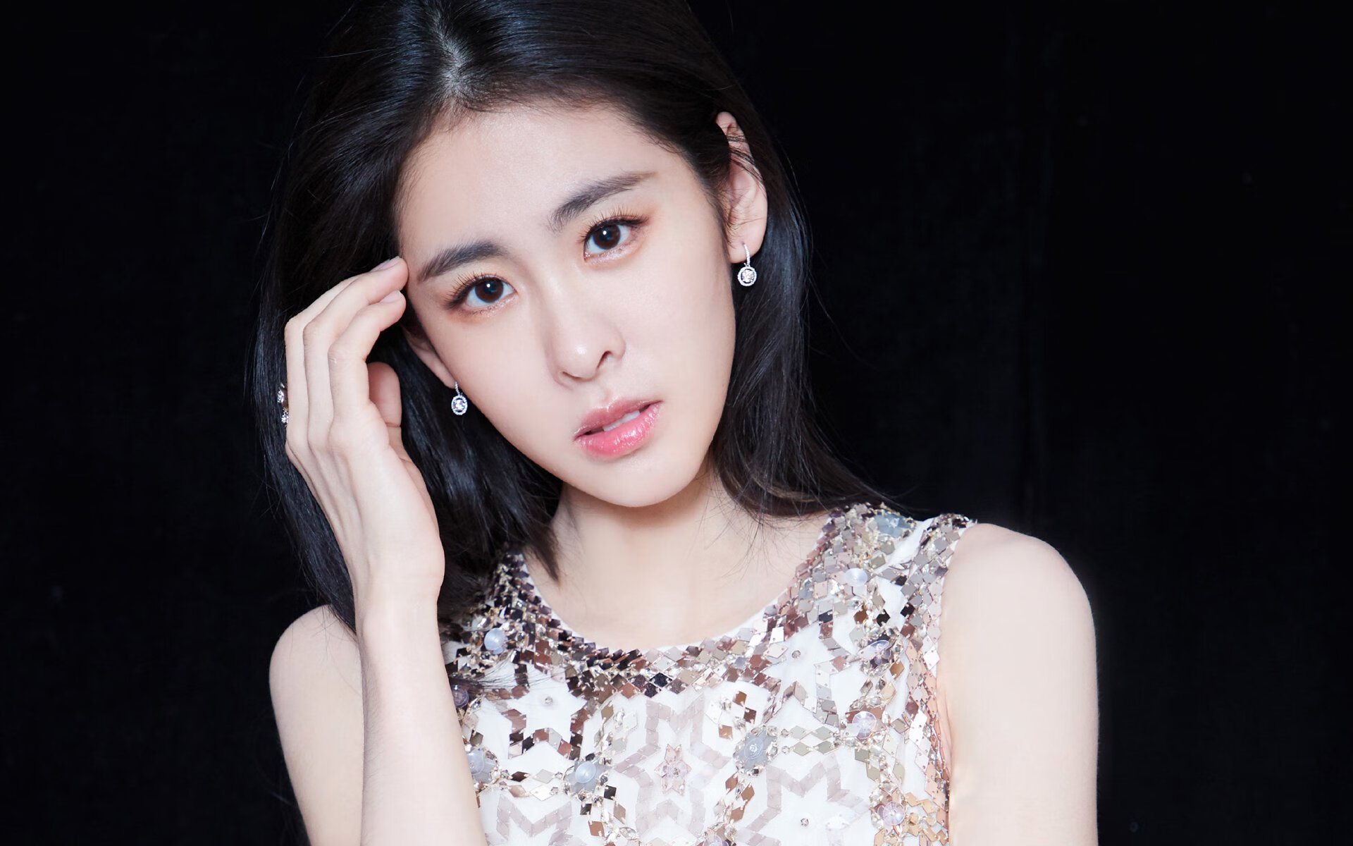 AYX SPORTS-法甲未来之星：新秀加速成长！，足球未来之星阵容