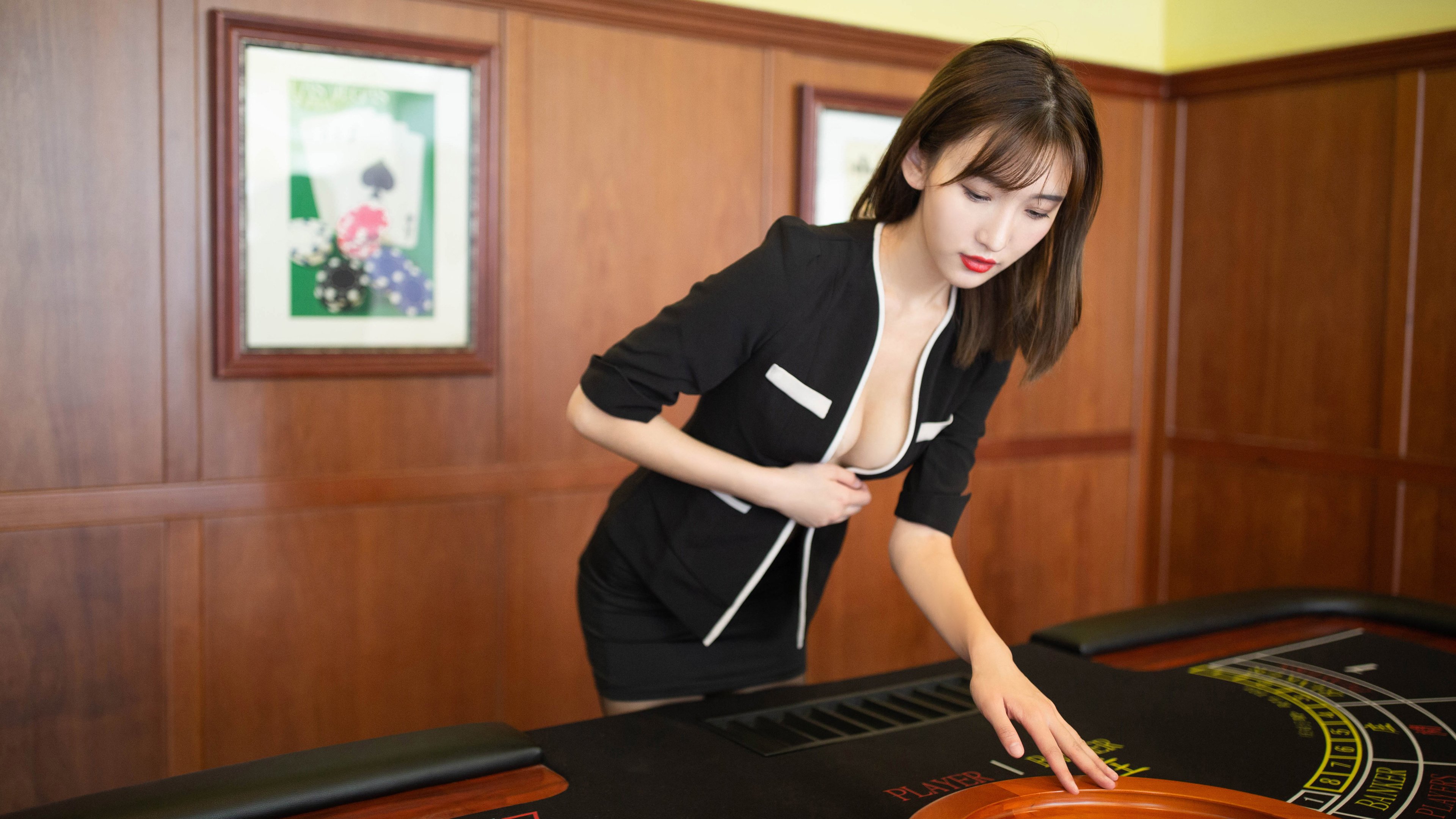 阵容轮换策略成功保障球员健康同时保持战斗力与比赛状态，轮换阵容和替补阵容区别