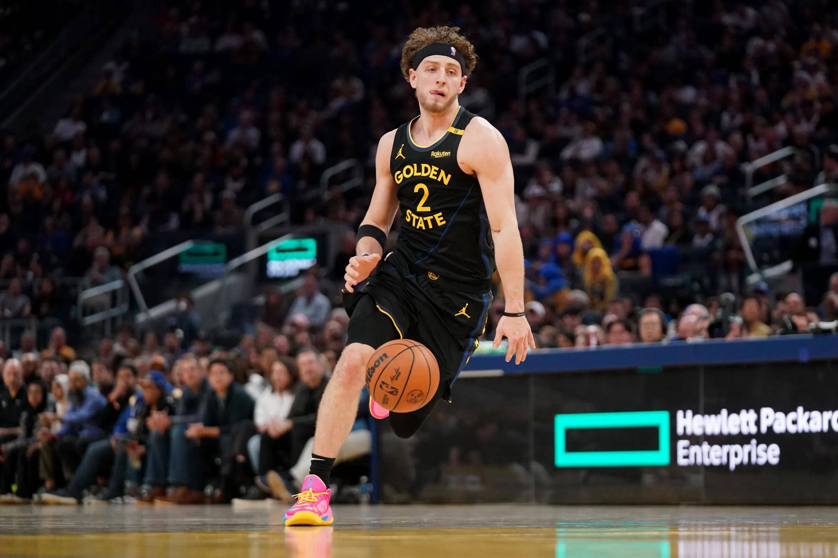 包含爱游戏体育:勇士队格林：如何继续保持对胜利的渴望？的词条