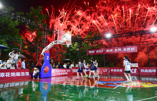 爱游戏体育：中国篮球产业：赛事、培训、装备，打造生态圈的简单介绍